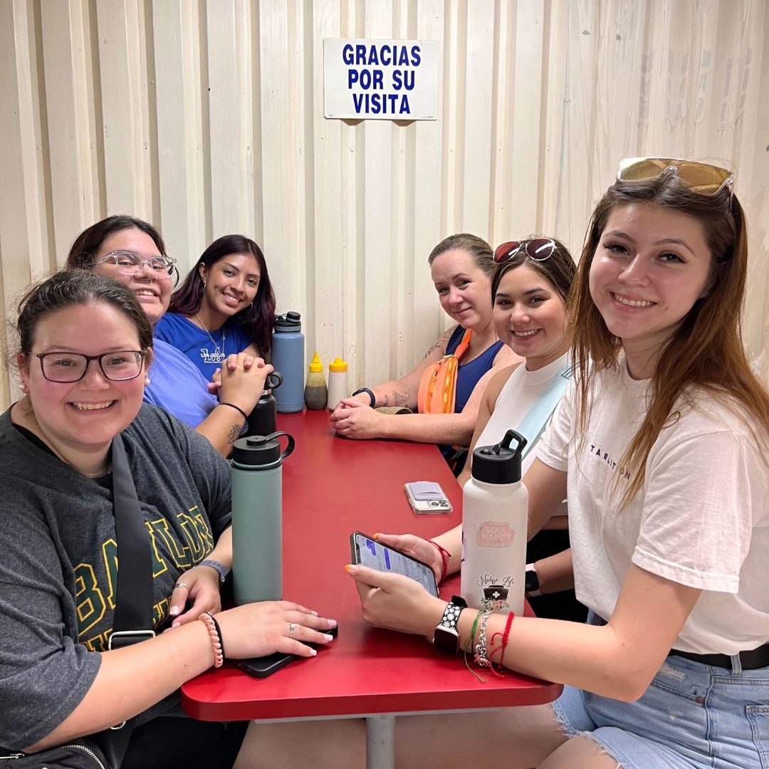 Tarleton students at a table in Costa Rica, 2023