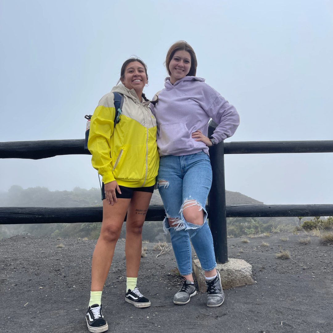 Two students on a foggy day in Costa Rica (2023)